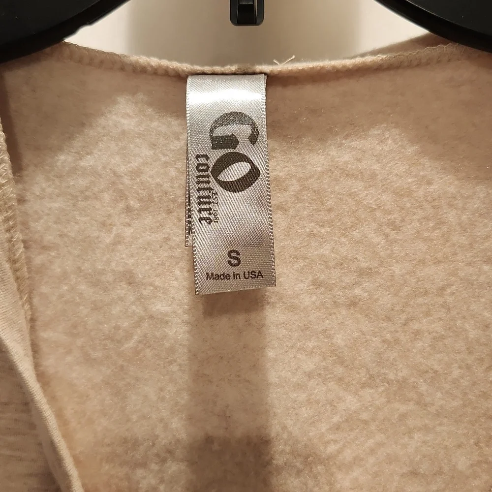 NWOT- Go Couture Soft Hooded Top - Picture 2 of 4